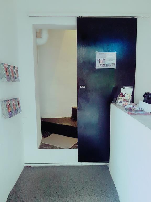 Seek Sleep Hostel Бангкок Экстерьер фото